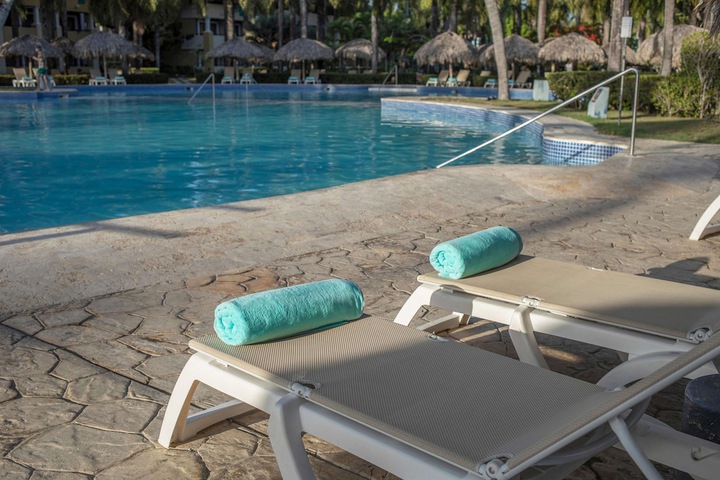 Hotel with Pool
