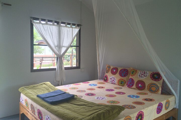 Room 11 of 27