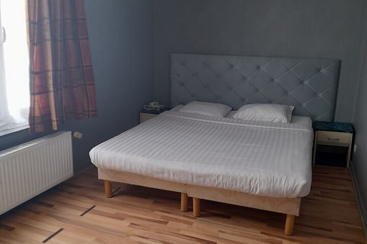 Room 20 of 39