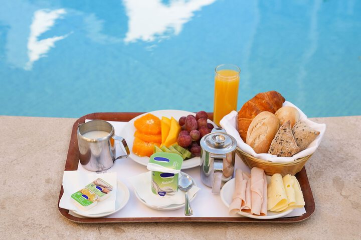 Breakfast meal