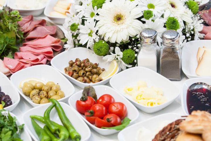 Breakfast buffet