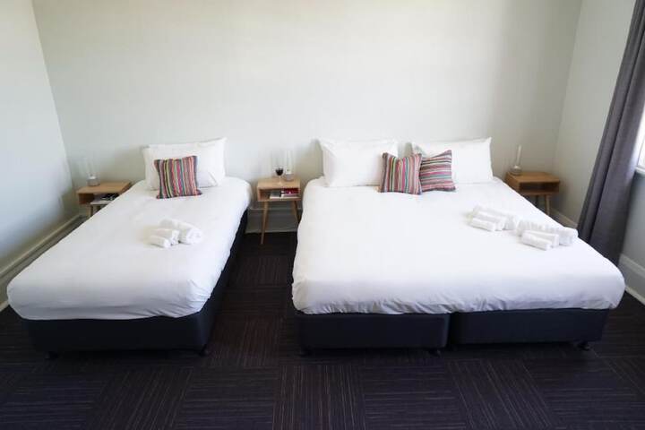 Room 29 of 43