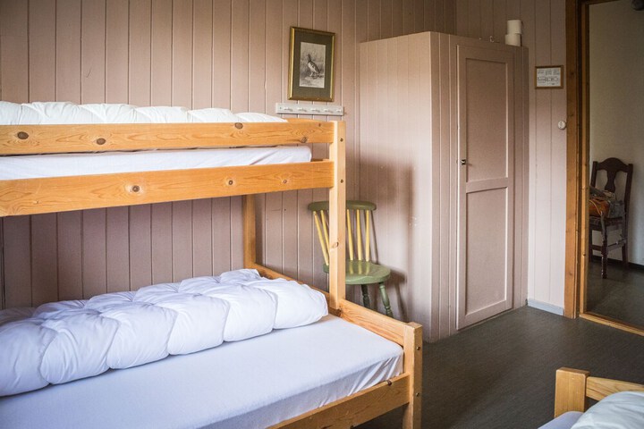 Room 5 of 31