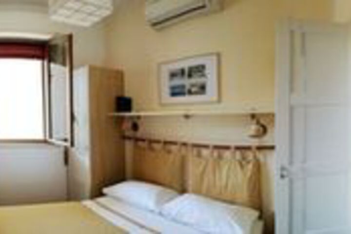 Room 22 of 70