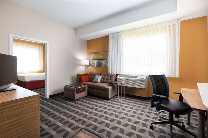 Room 20 of 84