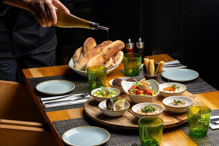 Dining 58 of 70