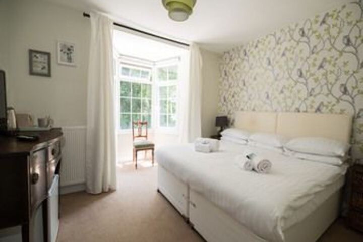 Room 7 of 38