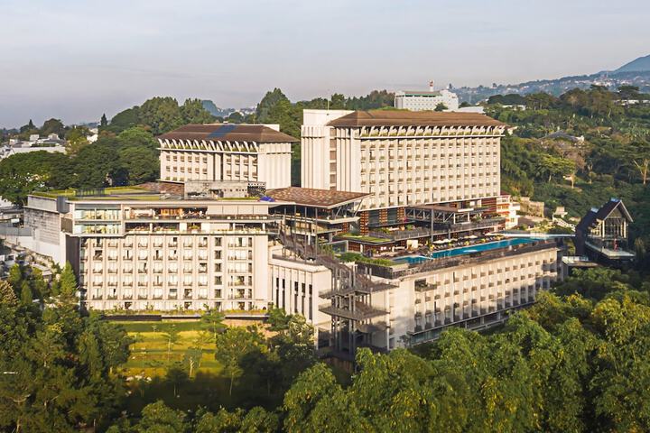 Exterior of The Gaia Hotel Bandung