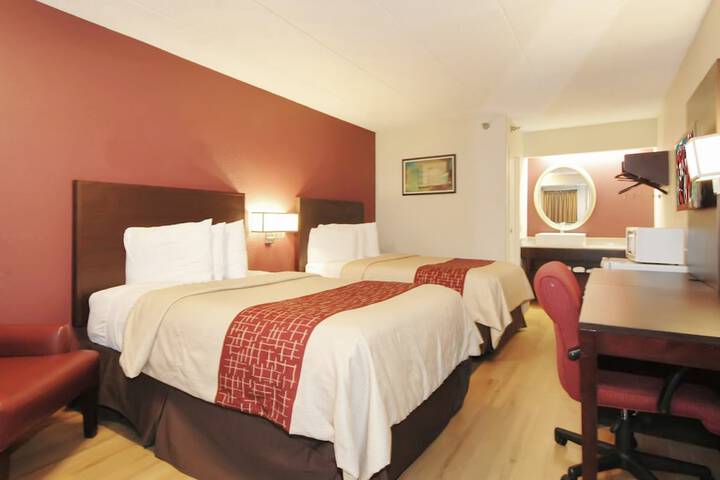 Standard Room, King or Two Doubles (14 of 15)