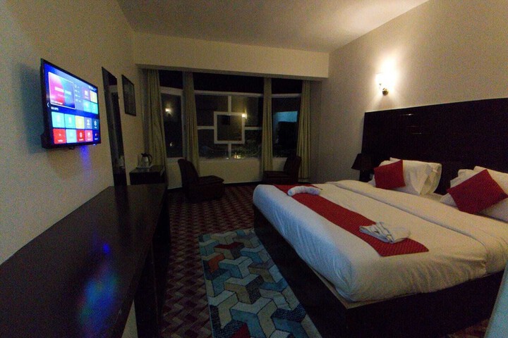 Room 11 of 41