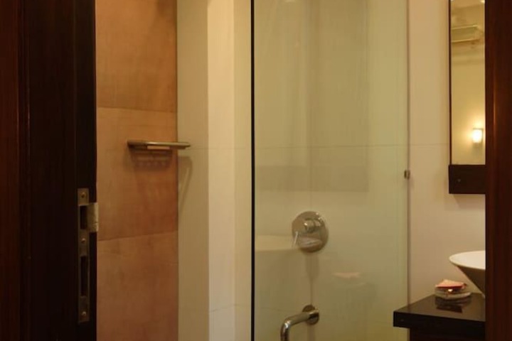 Room 17 of 23