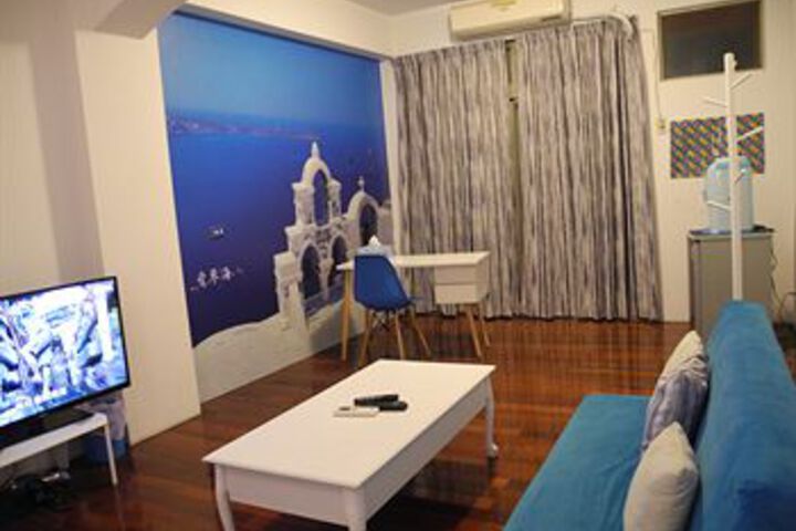 Room 13 of 43