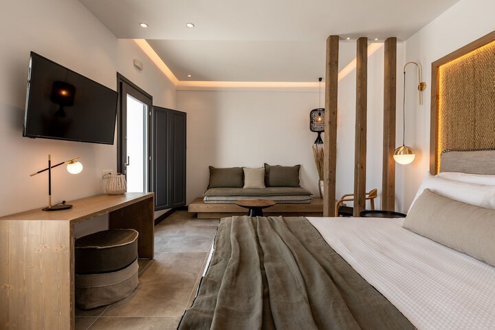 Room 25 of 64