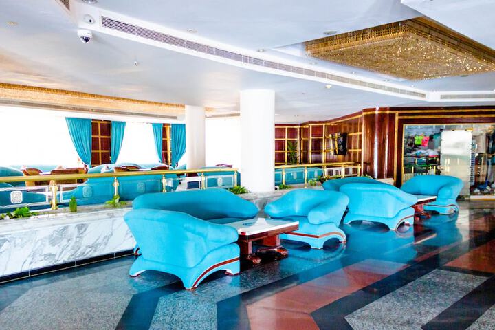 Hotel Interior 4 of 95