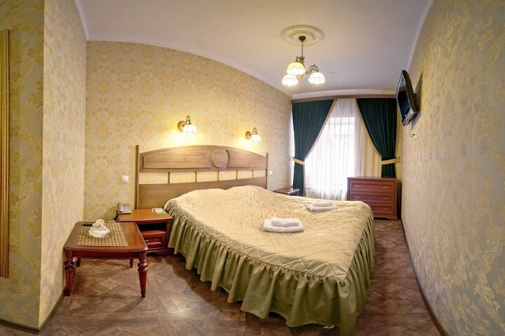 Room 16 of 58