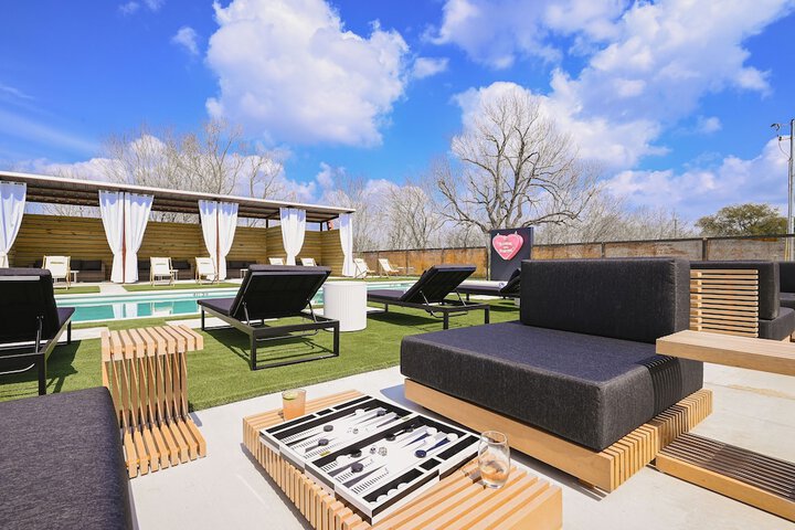 Property Grounds 66 of 74