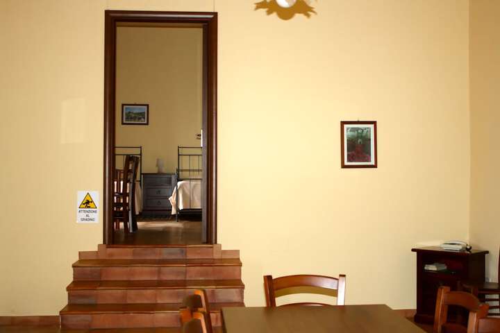 Room 17 of 48
