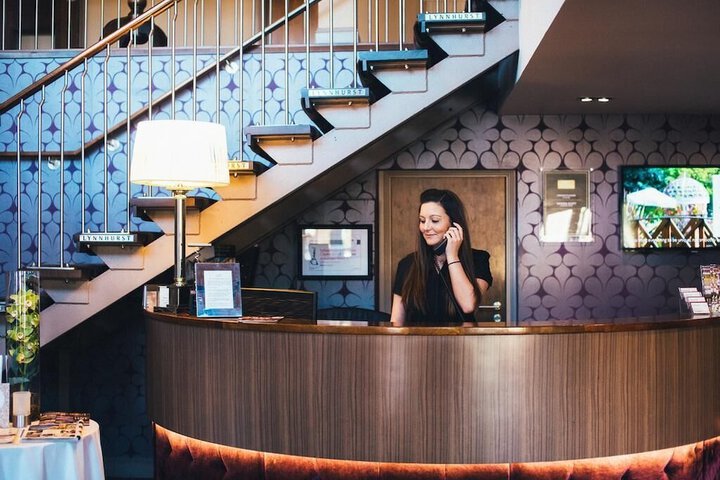 Guest Lobby