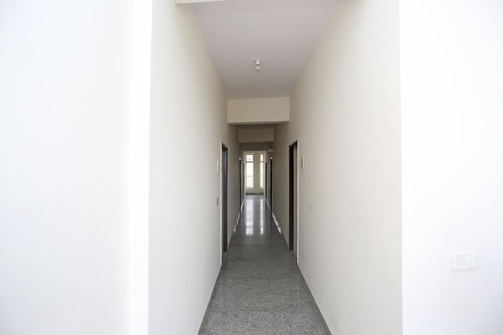 Ballroom/Hall 23 of 25