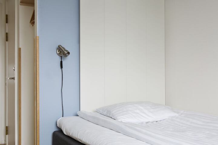 Room 16 of 29