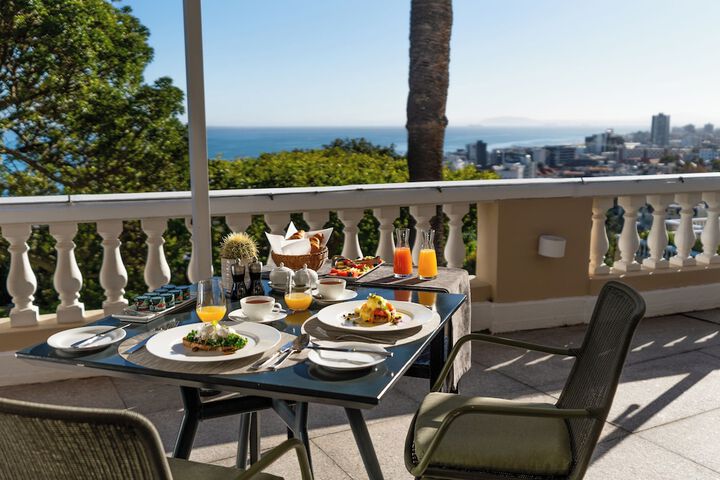 Breakfast/Coffee Service 177 of 215