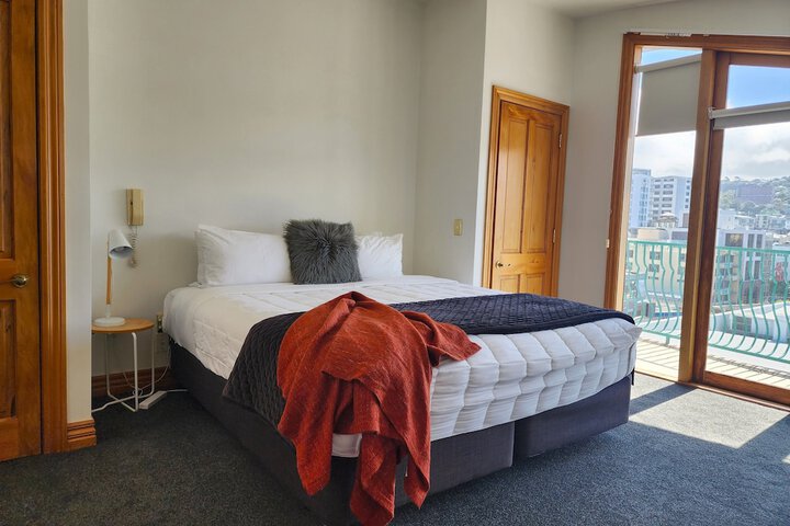Room 20 of 129