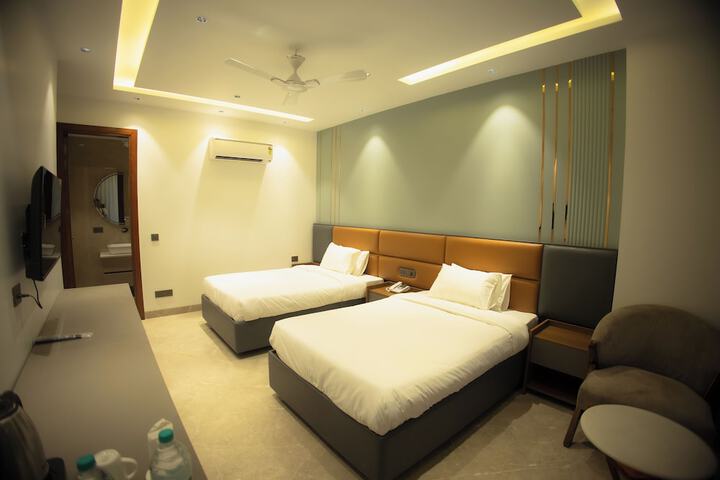 Room 18 of 47