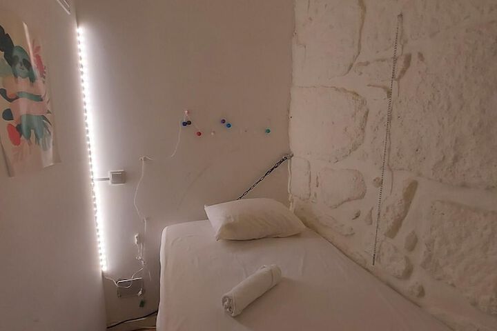 Room 22 of 30