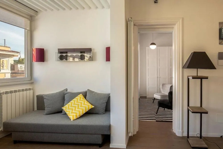 Room 4 of 21