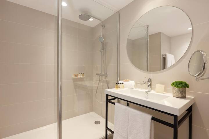 Bath Interior