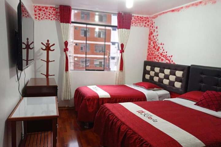 Room 5 of 16