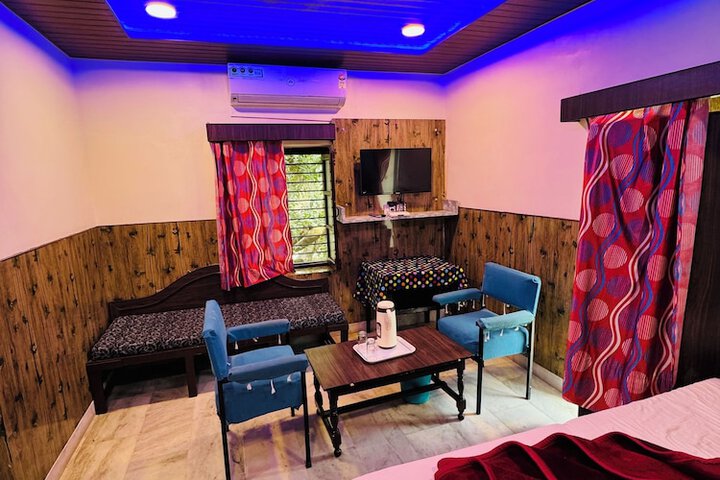 Room 7 of 26