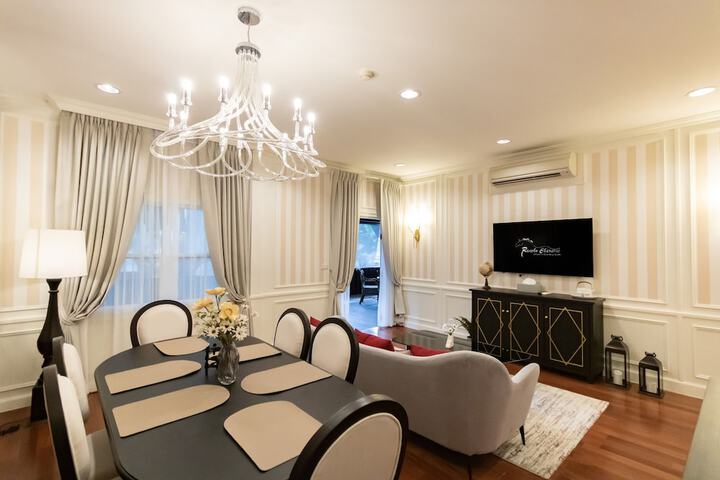 Room 46 of 228