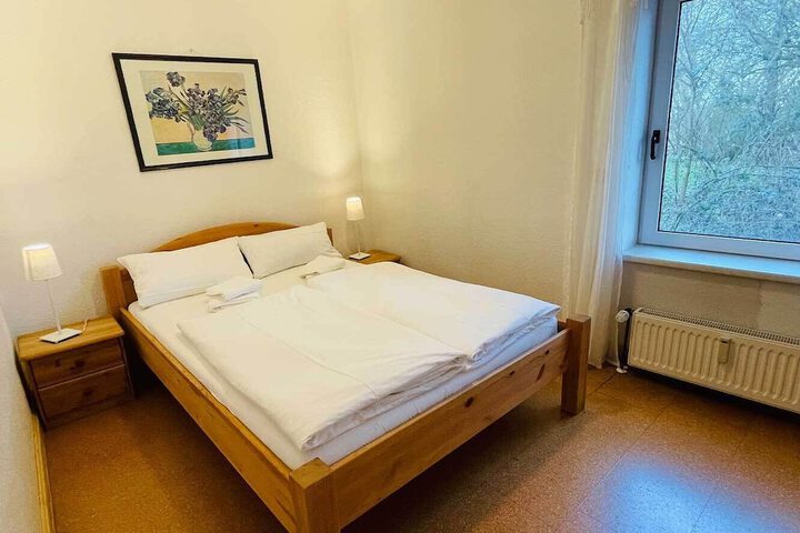 Room 16 of 53