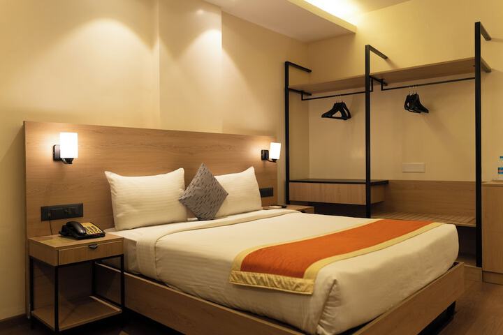 Room 17 of 73