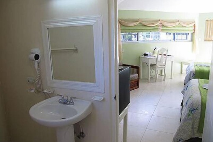 Room 47 of 79