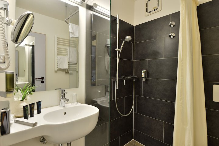 Bath Photo