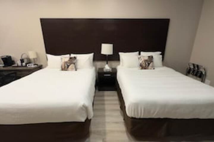 Room 73 of 165