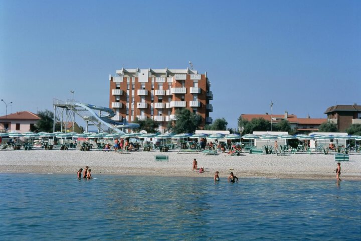 Beach 39 of 46