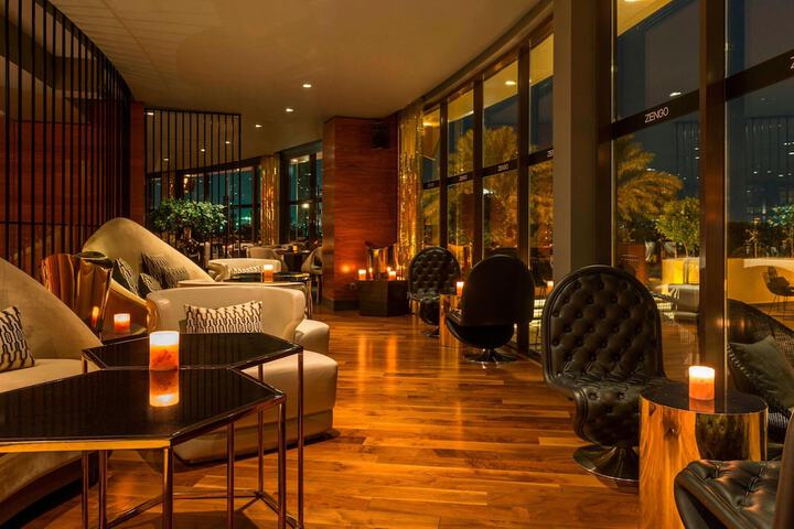 Lounge 295 of 334