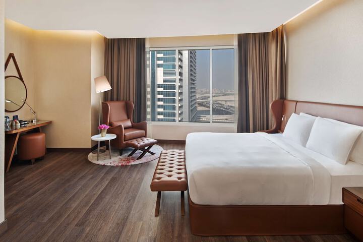 Room 17 of 260