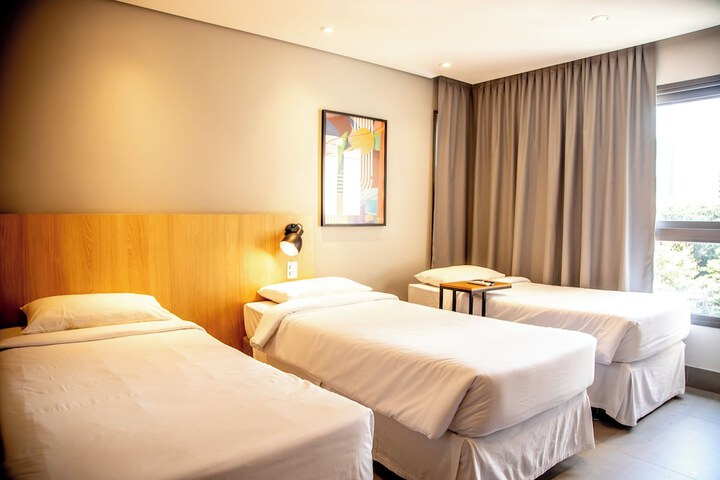 Room 45 of 156