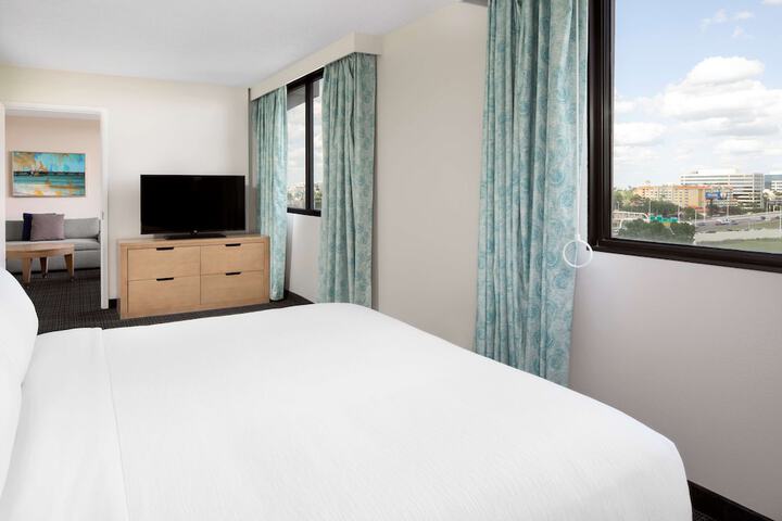 Room 8 of 71