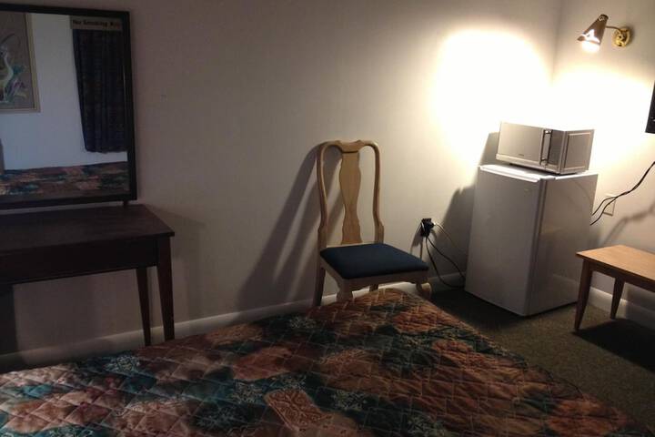 Room 18 of 39