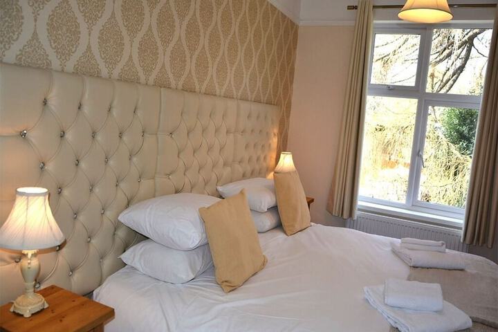 Room 19 of 65