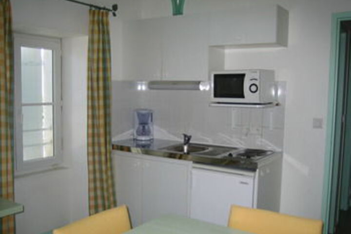 Room 6 of 7