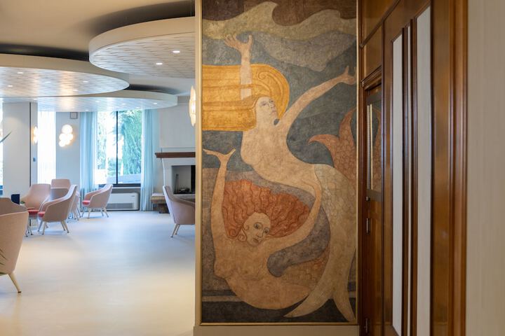 Entrance & Lobby