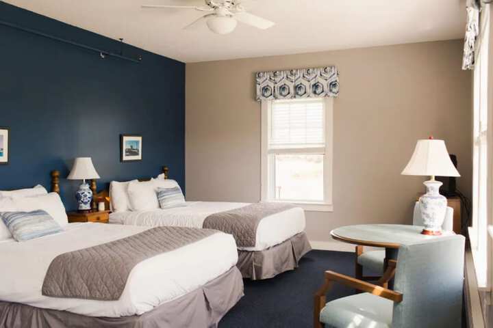 Room 15 of 98