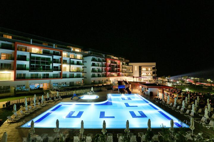 Pool 22 of 67