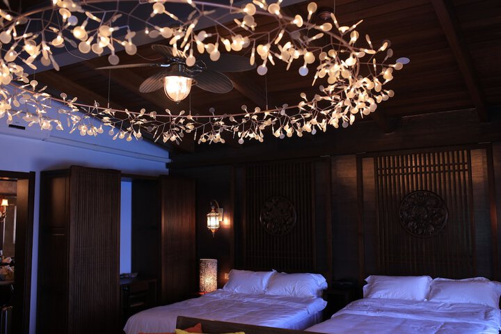 Room 18 of 42